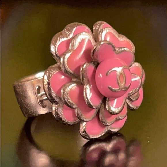 WOW POSHMARK - Authentic Chanel Camilla Silver & Pink Flower Design Winner Ring - Picture 2 of 16